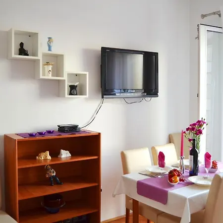 Lina Apartament Brsečine