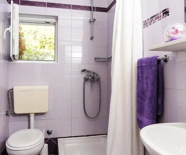 Lina Apartamento Brsečine